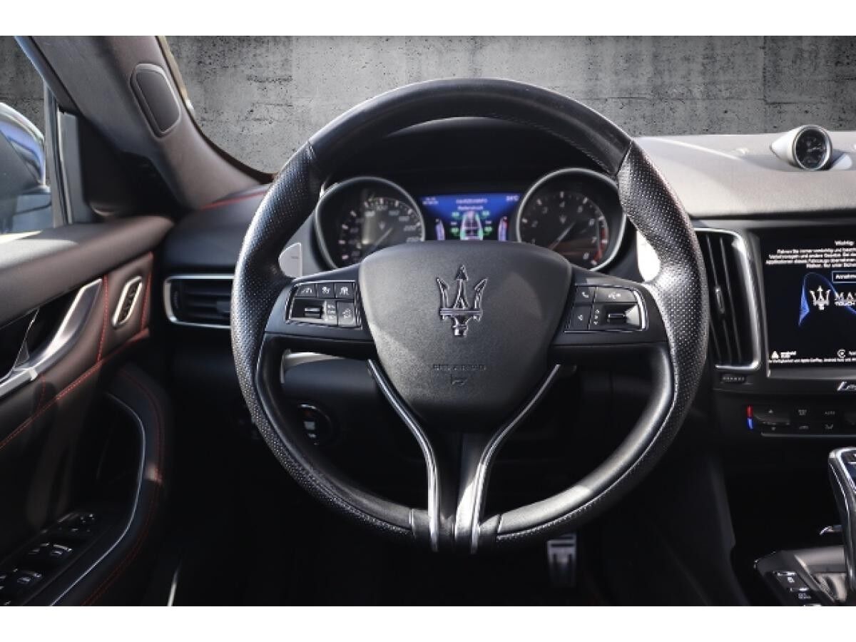 Maserati Levante Gran Sport S Q4 Maserati Levante Gran Sport S Q4