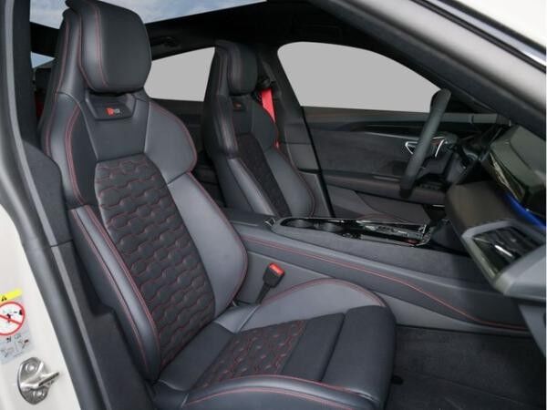 Audi e-tron GT RS quattro *Matrix*HuD*
