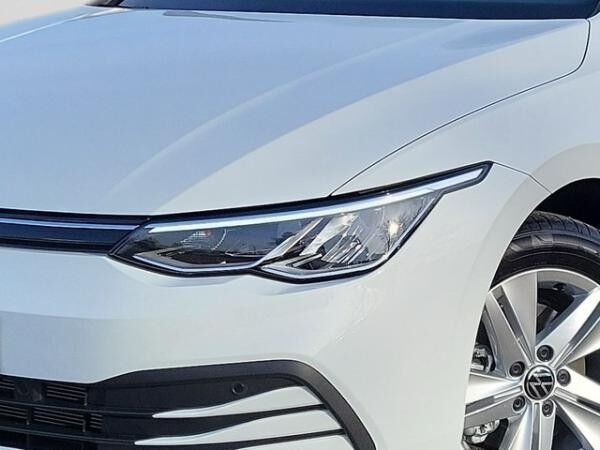 Volkswagen Golf VIII Variant 1.5eTSI DSG Life LED+ACC+NAVI+DIGI+KAMERA+++