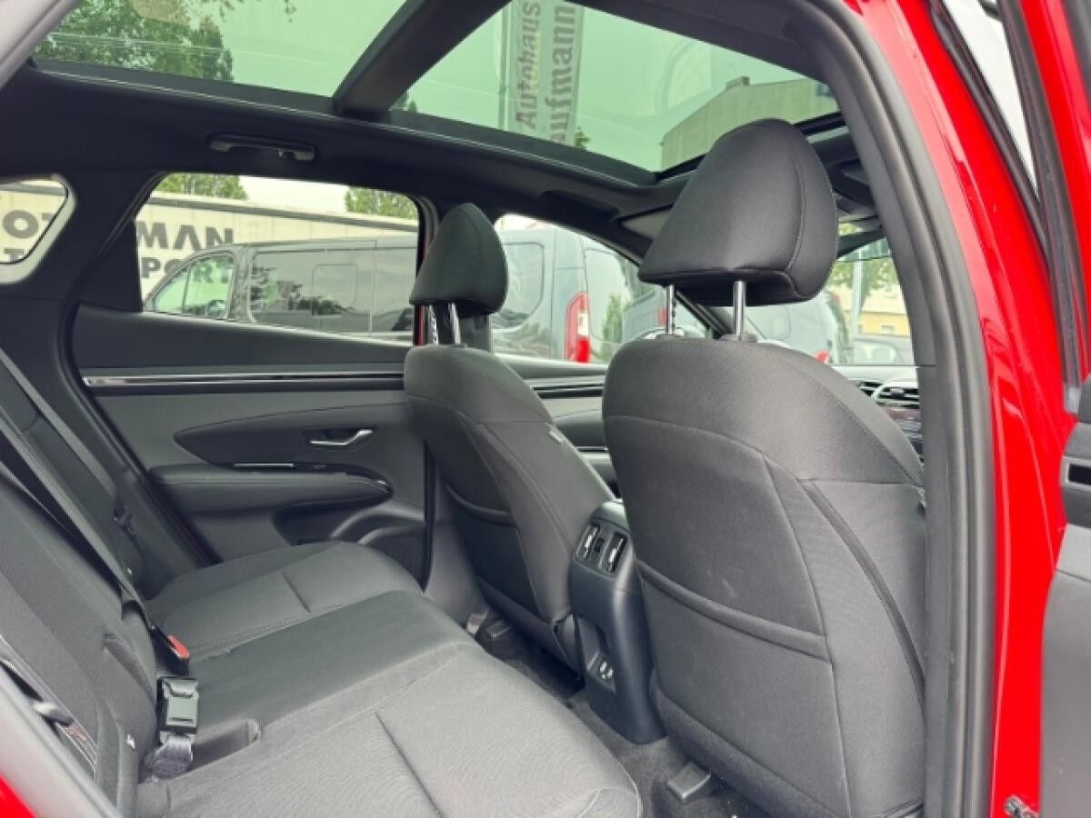 Hyundai TUCSON Blackline Mild-Hybrid 2WD Pano+Winter Paket
