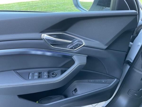 Audi Q8 e-tron 55 quattro S line LED