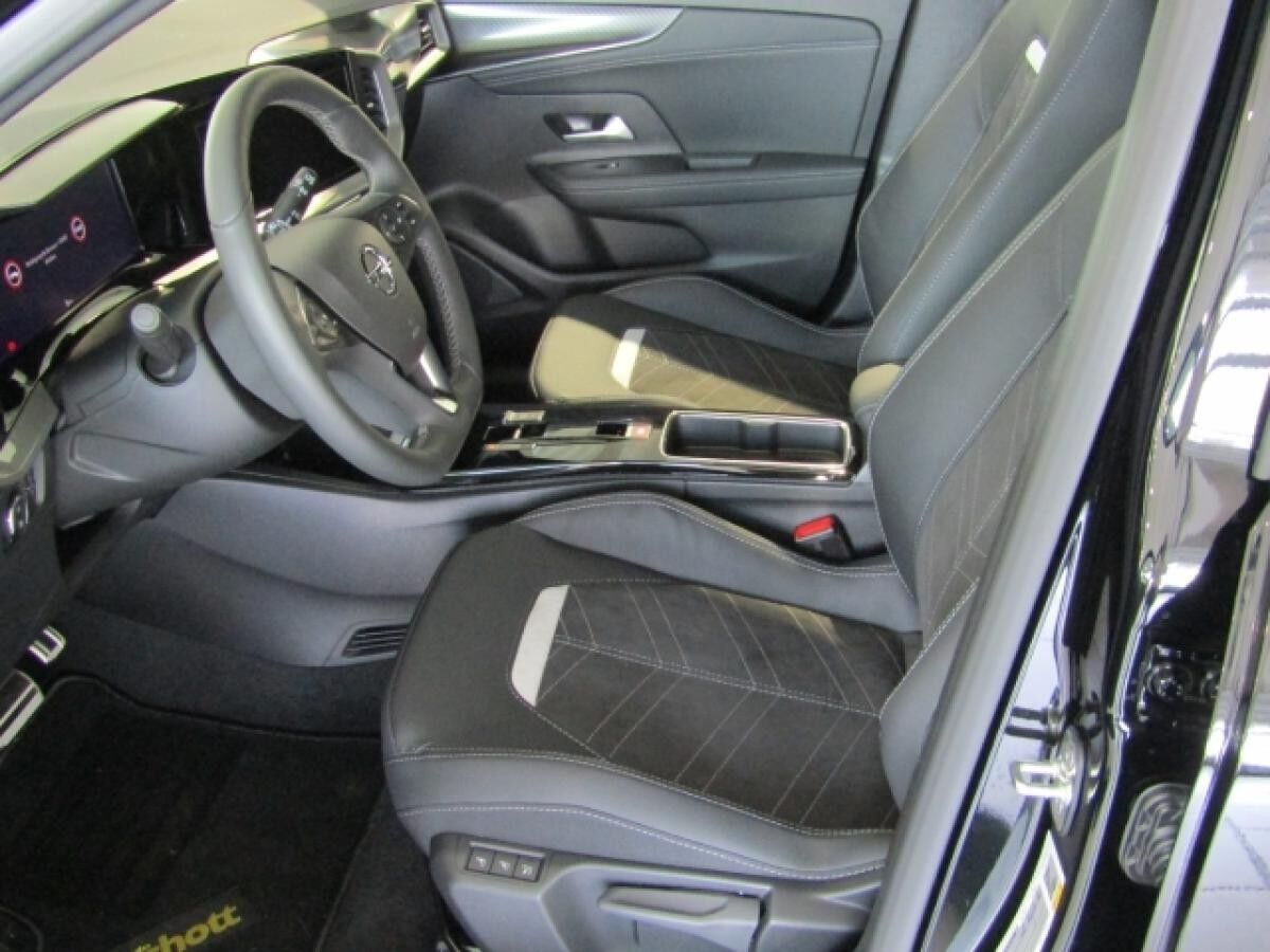 Opel Mokka e Ultimate Electric 136PS