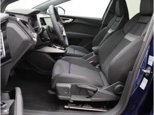 Audi Q4 e-tron 40 advanced / Navi plus, Matrix, AHK