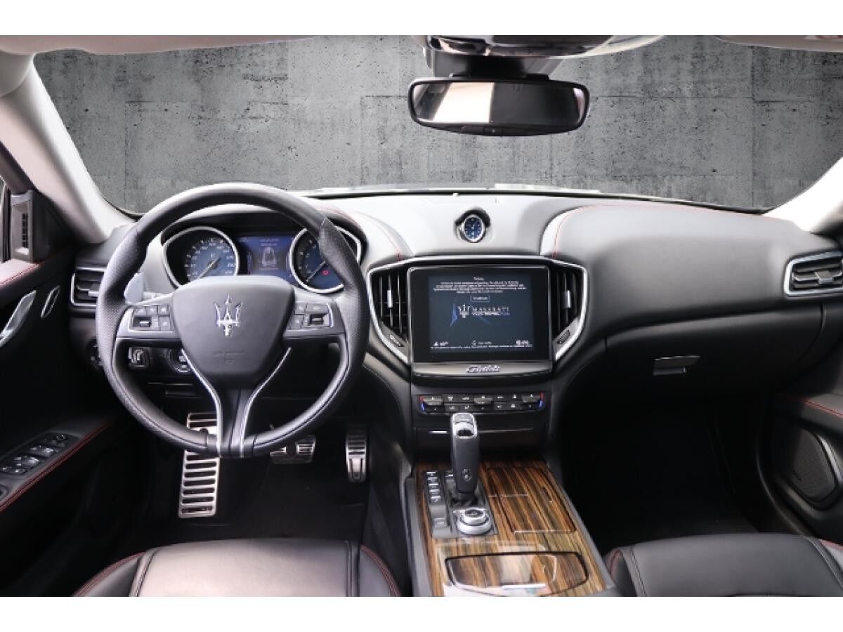 Maserati Ghibli GranSport / Modena