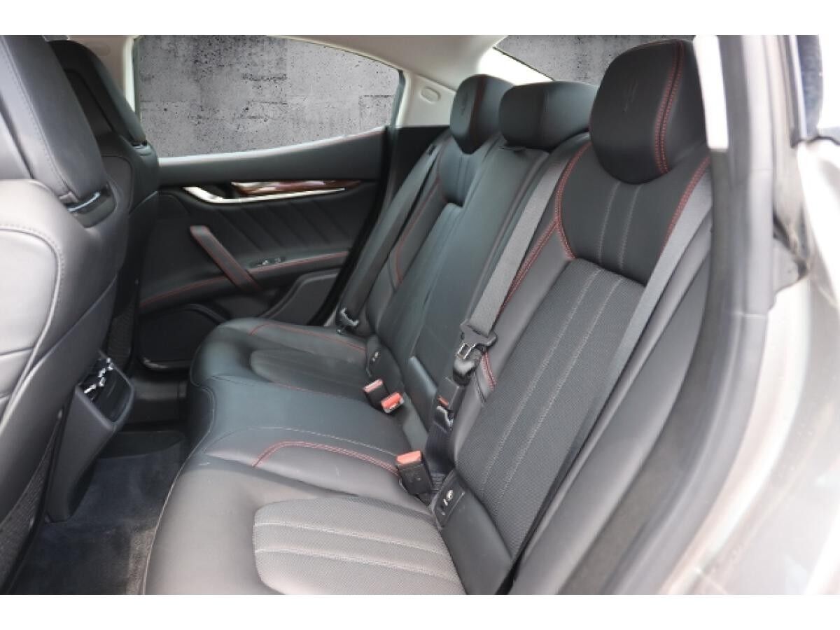 Maserati Ghibli GranSport / Modena