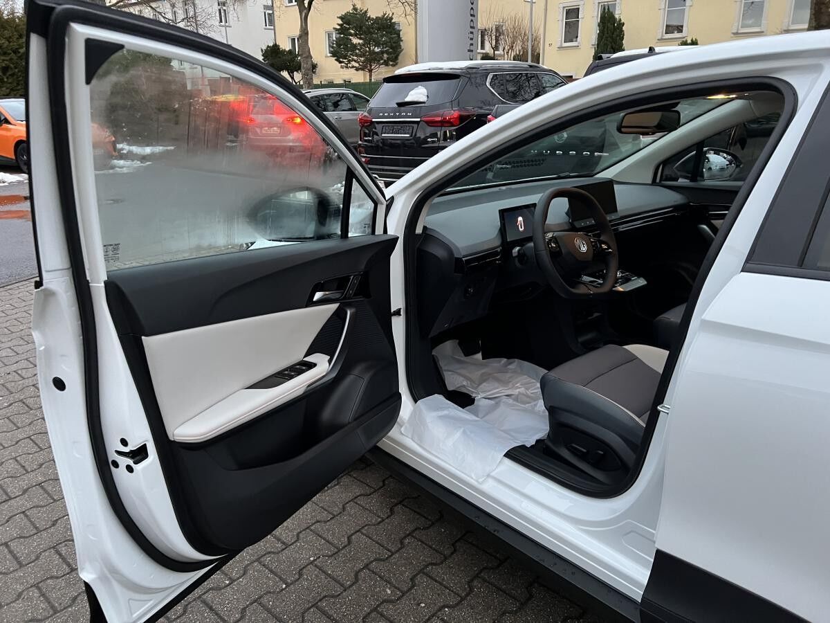 MG MG4 Luxury ✨FACELIFT 2025✨🚀Sofort-Verfügbar🚀