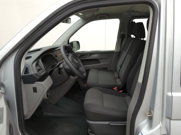 Volkswagen T6.1 Kombi 9-Sitzer LR 2.0 TDI DSG AHK,NAV,PDC,DAB+