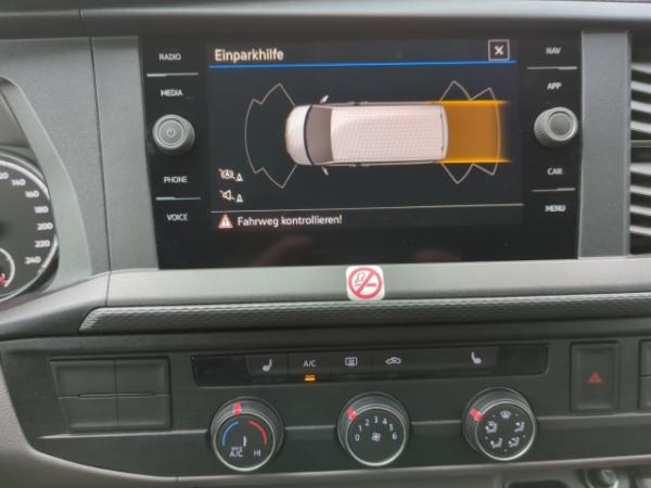 Volkswagen T6.1 Kombi 9-Sitzer LR 2.0 TDI DSG AHK,NAV,PDC,DAB+