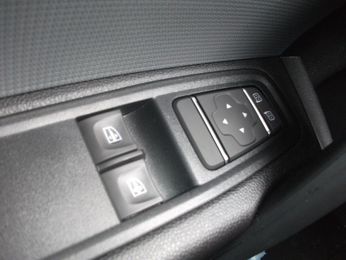 Renault Kangoo Rapid Advance L2 Blue dCi95 "Navi, GJR, Holzboden"