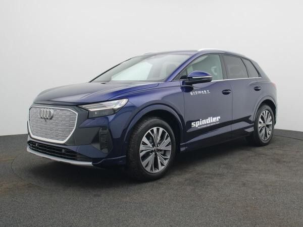 Audi Q4 e-tron 40 advanced / Navi plus, Matrix, AHK