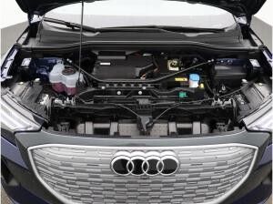 Audi Q4 e-tron 40 advanced / Navi plus, Matrix, AHK