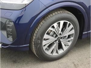 Audi Q4 e-tron 40 advanced / Navi plus, Matrix, AHK