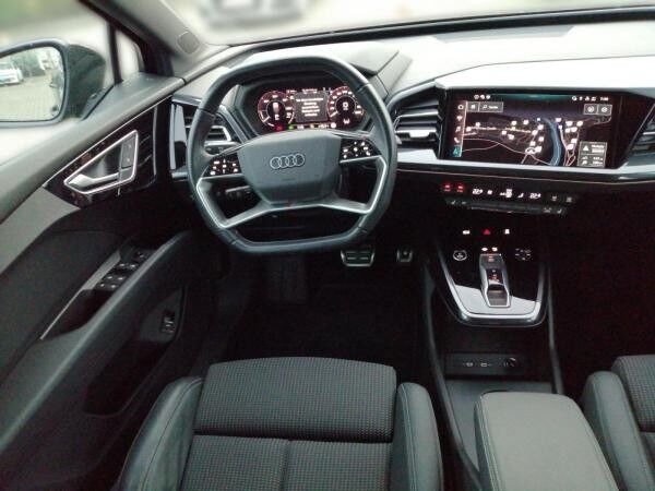 Audi Q4 e-tron Q4 Sportback e-tron S-Line Navi+ Matrix RFK Soun