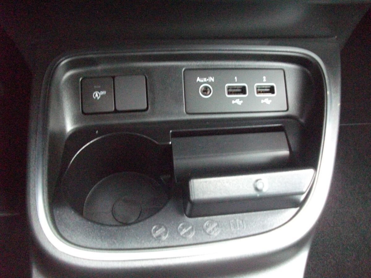 Renault Twingo E-TECH Urban Night