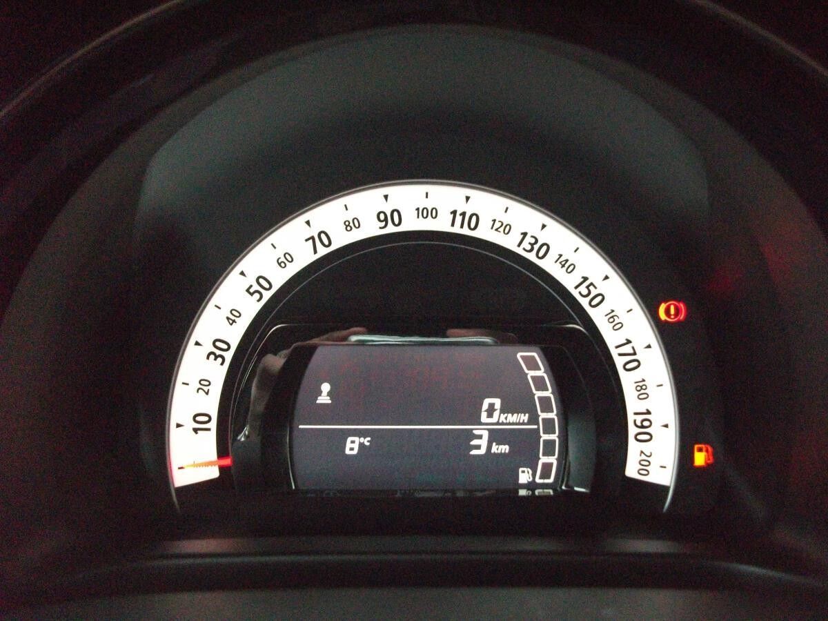 Renault Twingo E-TECH Urban Night