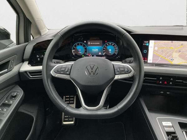Volkswagen Golf VIII Life 1.5 eTSI DSG AHK Navi AppConnect
