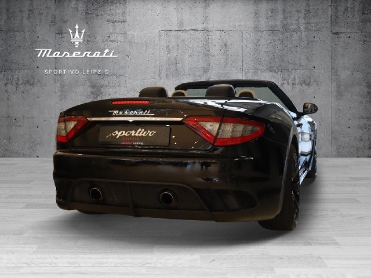 Maserati GranCabrio MC