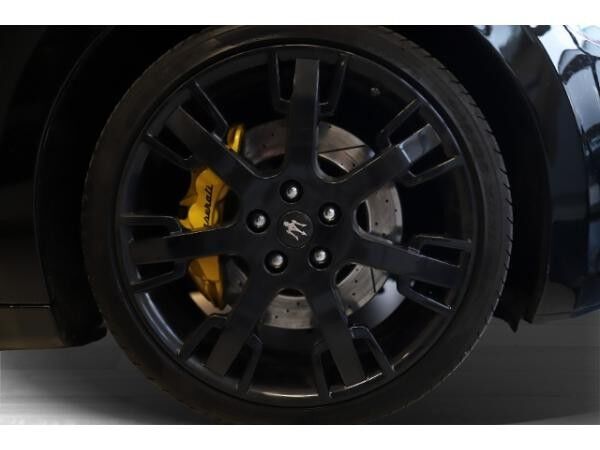 Maserati GranCabrio MC