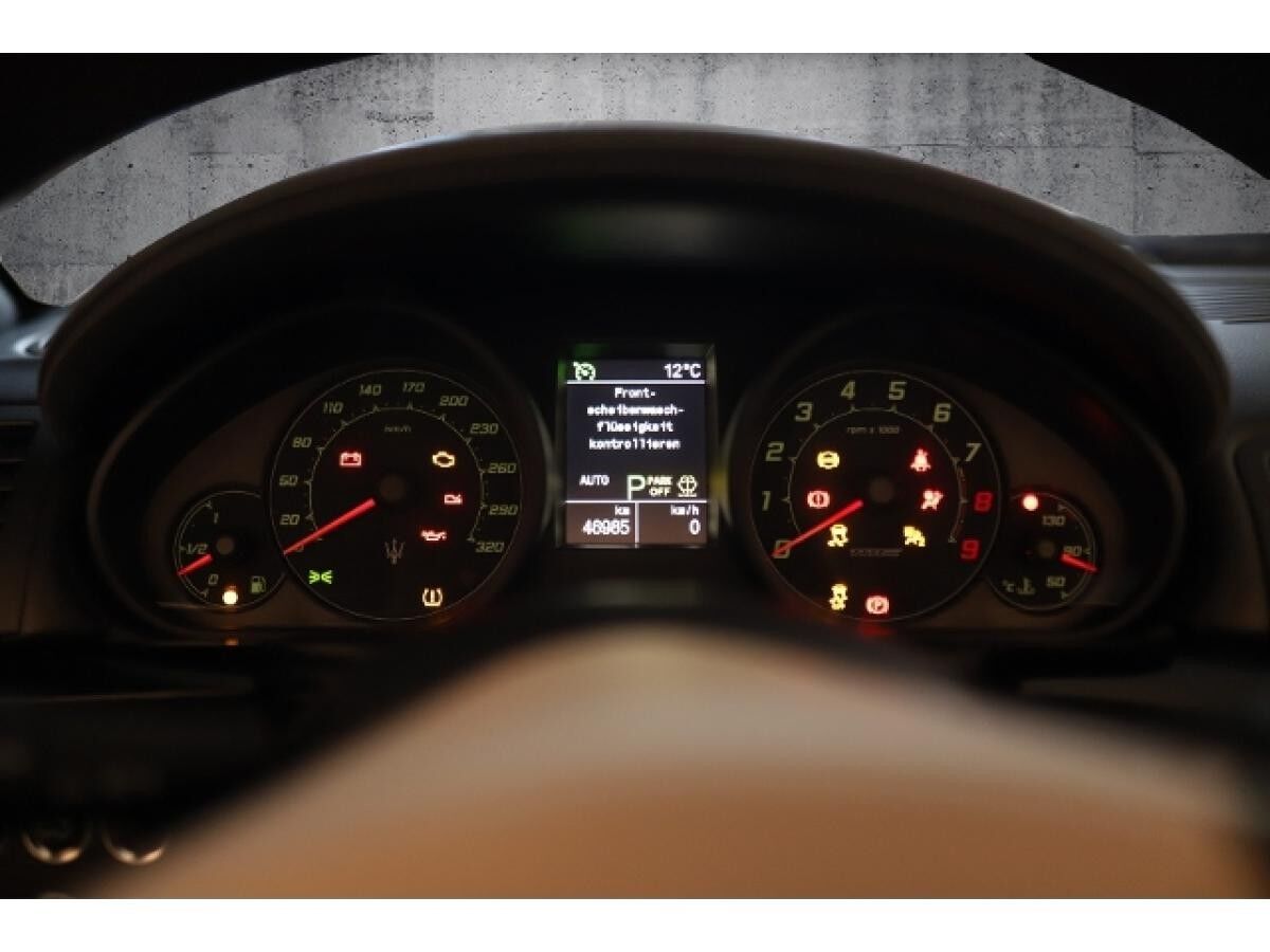 Maserati GranCabrio MC