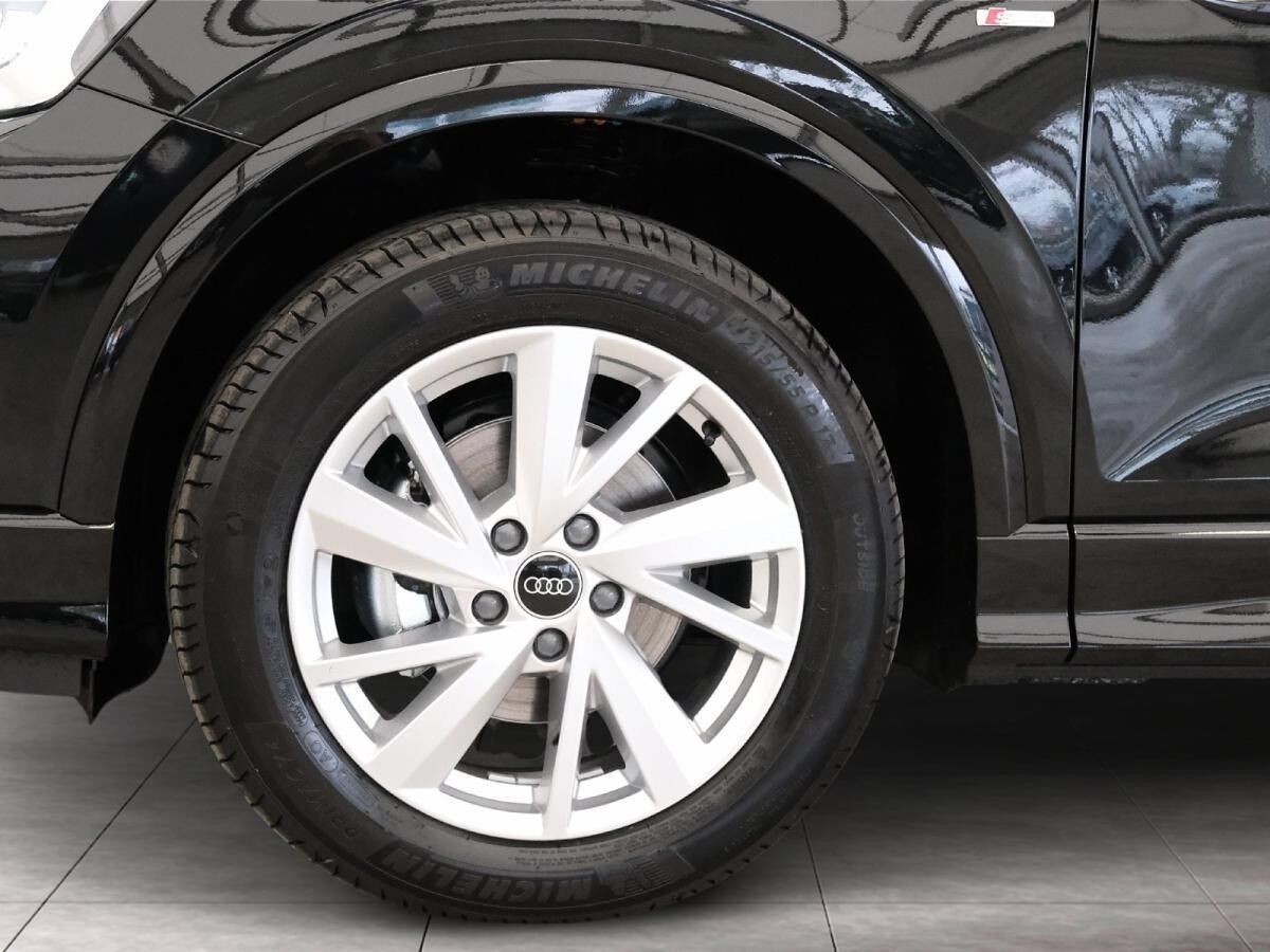 Audi Q2 35 TFSI S line