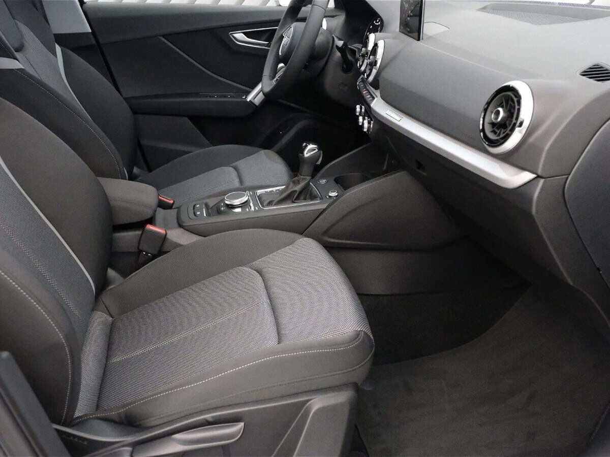 Audi Q2 35 TFSI S line