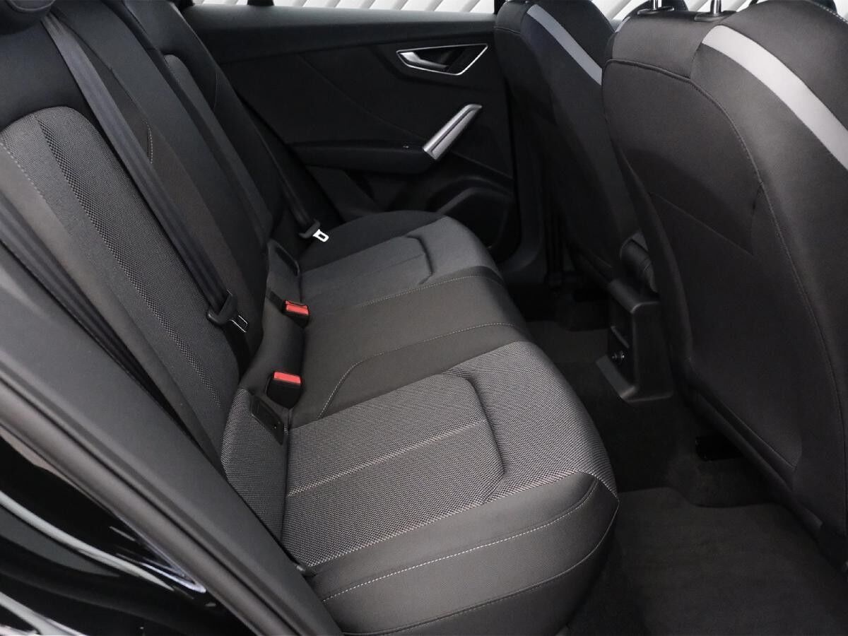 Audi Q2 35 TFSI S line