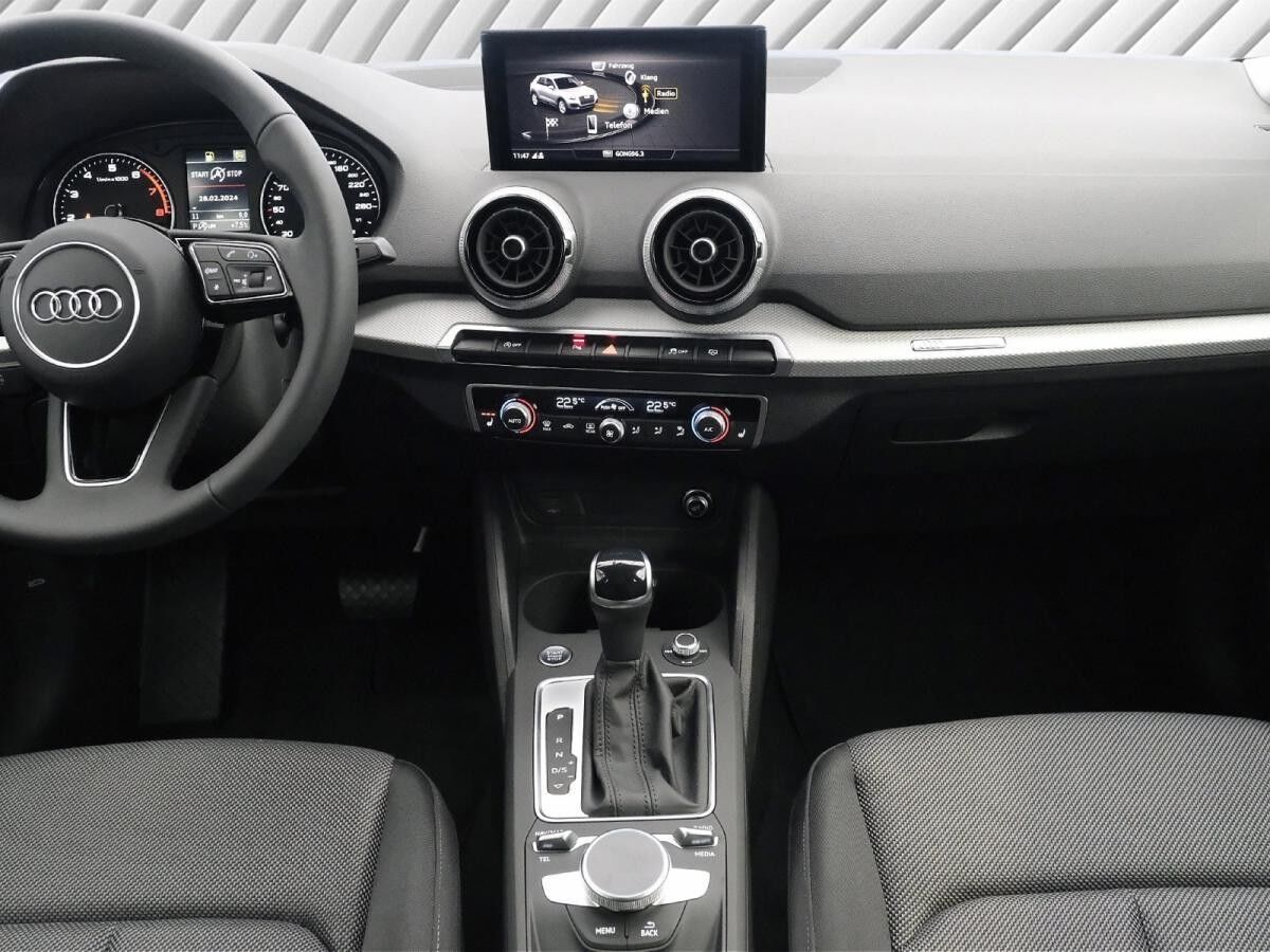 Audi Q2 35 TFSI S line