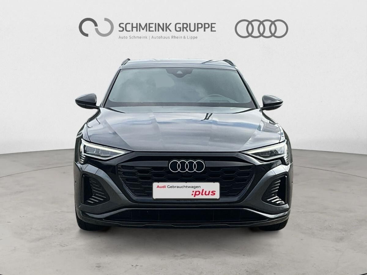 Audi Q8 Sportback e-tron 55 S line quattro HUD Matrix