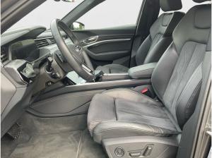 Audi Q8 Sportback e-tron 55 S line quattro HUD Matrix