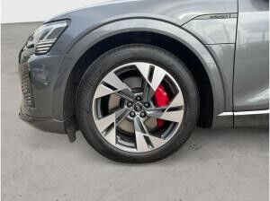 Audi Q8 Sportback e-tron 55 S line quattro HUD Matrix