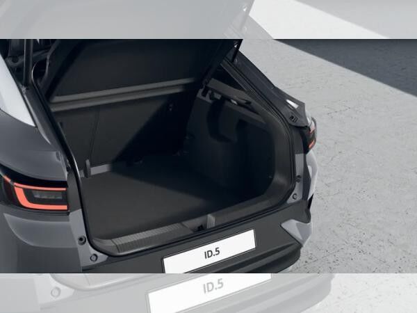 Volkswagen ID.5 Pro  286    PS