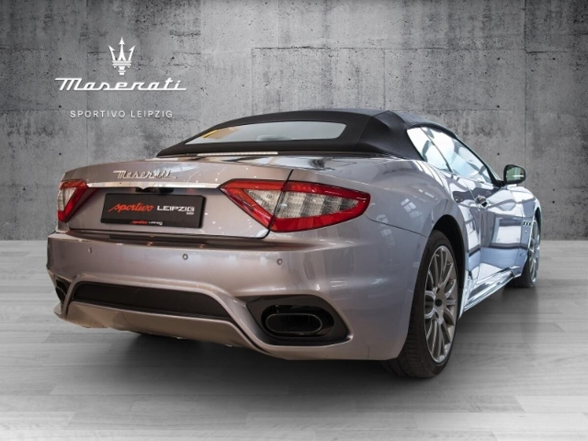 Maserati GranCabrio Sport *Rückfahrkamera*