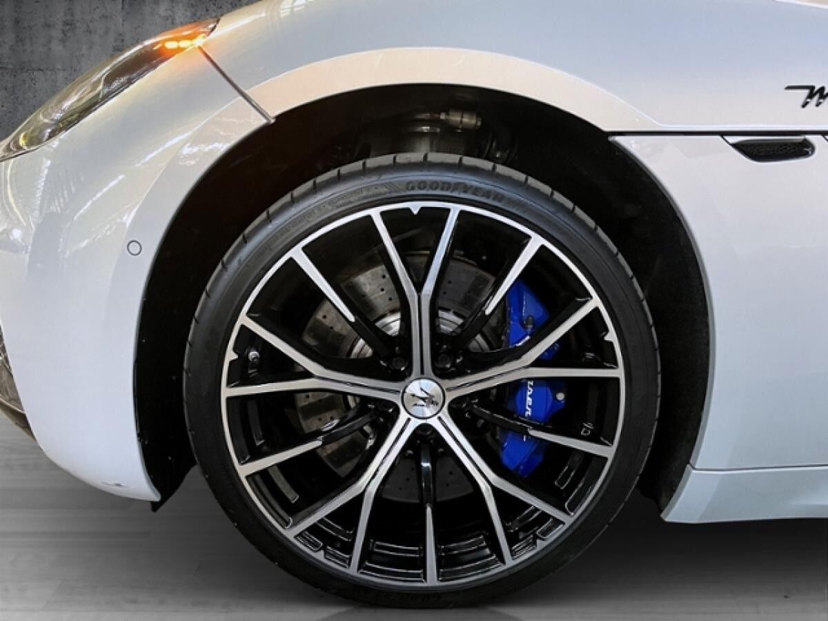 Maserati Granturismo Modena