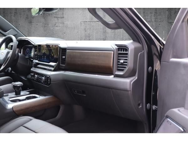 Chevrolet Silverado 1500 / HIGH COUNTRY / 6,2L / V8