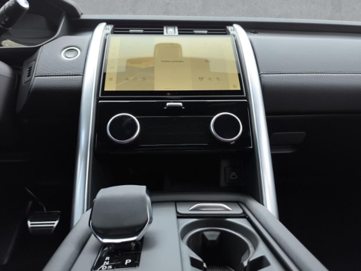 Land Rover Discovery 5 D300 Dynamic HSE // Vorführwagen