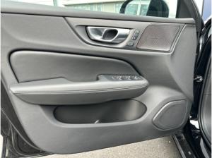 Volvo V60 B4 Diesel Plus Dark Kombi *Vorführfahrzeug, sofort verfügbar!*