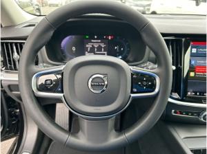 Volvo V60 B4 Diesel Plus Dark Kombi *Vorführfahrzeug, sofort verfügbar!*