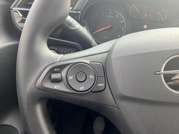 Opel Corsa F 1.2T Parkpilot,Tempomat,Klimaanlage