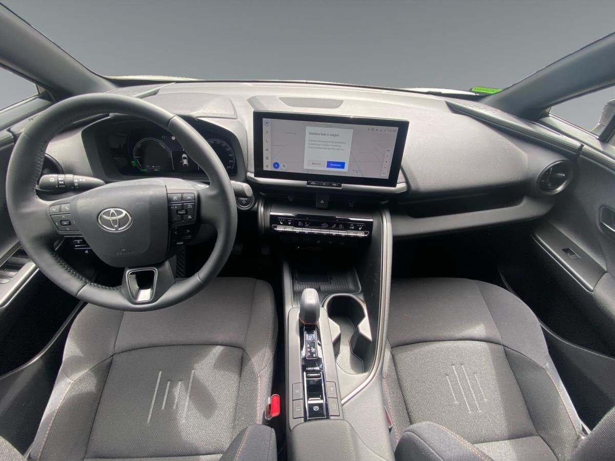 Toyota C-HR - 2.0 l Plugin 4x2 Teamplayer CVT RFK+SHZ