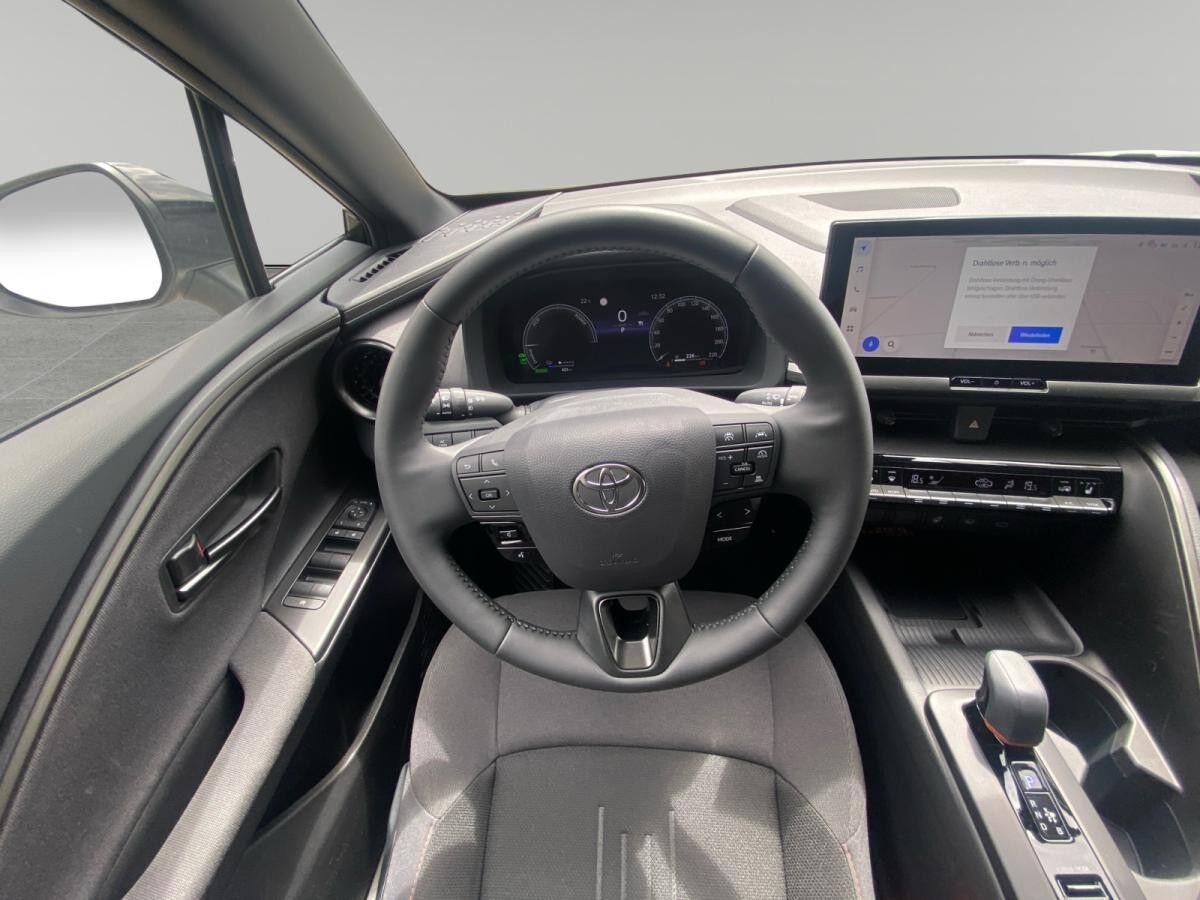 Toyota C-HR - 2.0 l Plugin 4x2 Teamplayer CVT RFK+SHZ