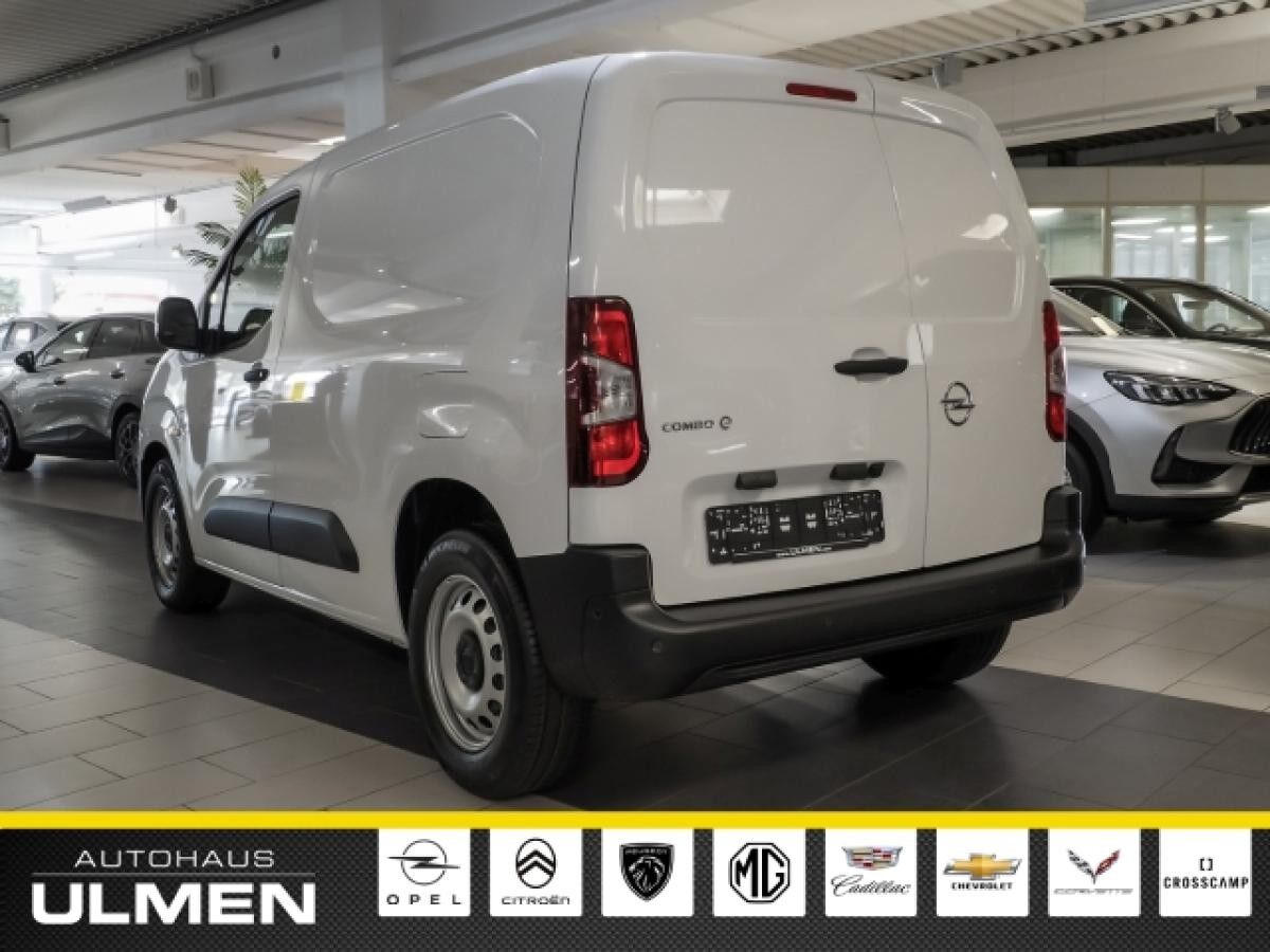 Opel Combo E Cargo - e Totwinkelassistent Temp Tel.-Vorb. Berganfahrass. Freisprech