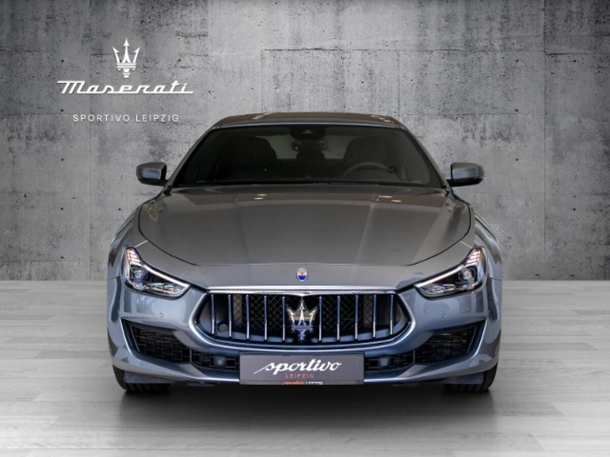 Maserati Ghibli Hybrid Executive