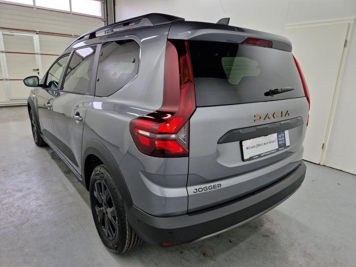 Dacia Jogger Extreme Hybrid 140 7-Sitzer 📲inkl. Full-Servi