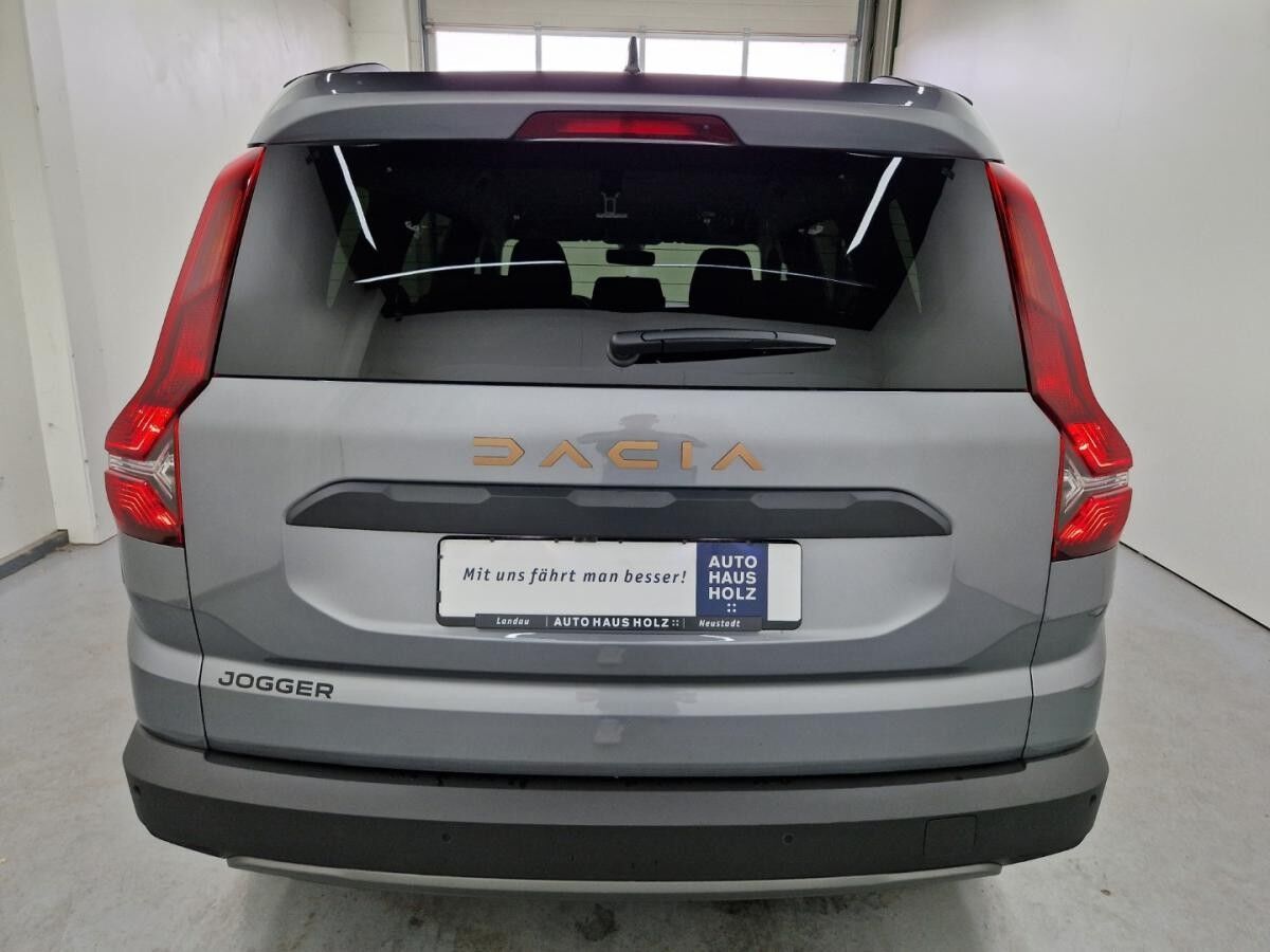 Dacia Jogger Extreme Hybrid 140 7-Sitzer 📲inkl. Full-Servi