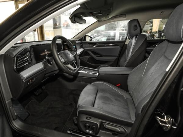 Volkswagen Passat Business 2.0 TDI DSG AHK Matrix HuD el.Heckklap.