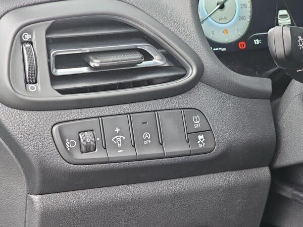 Hyundai i30 FL 1.0T-GDI 7-DCT ADVANTAGE LED/NAVI/SHZ