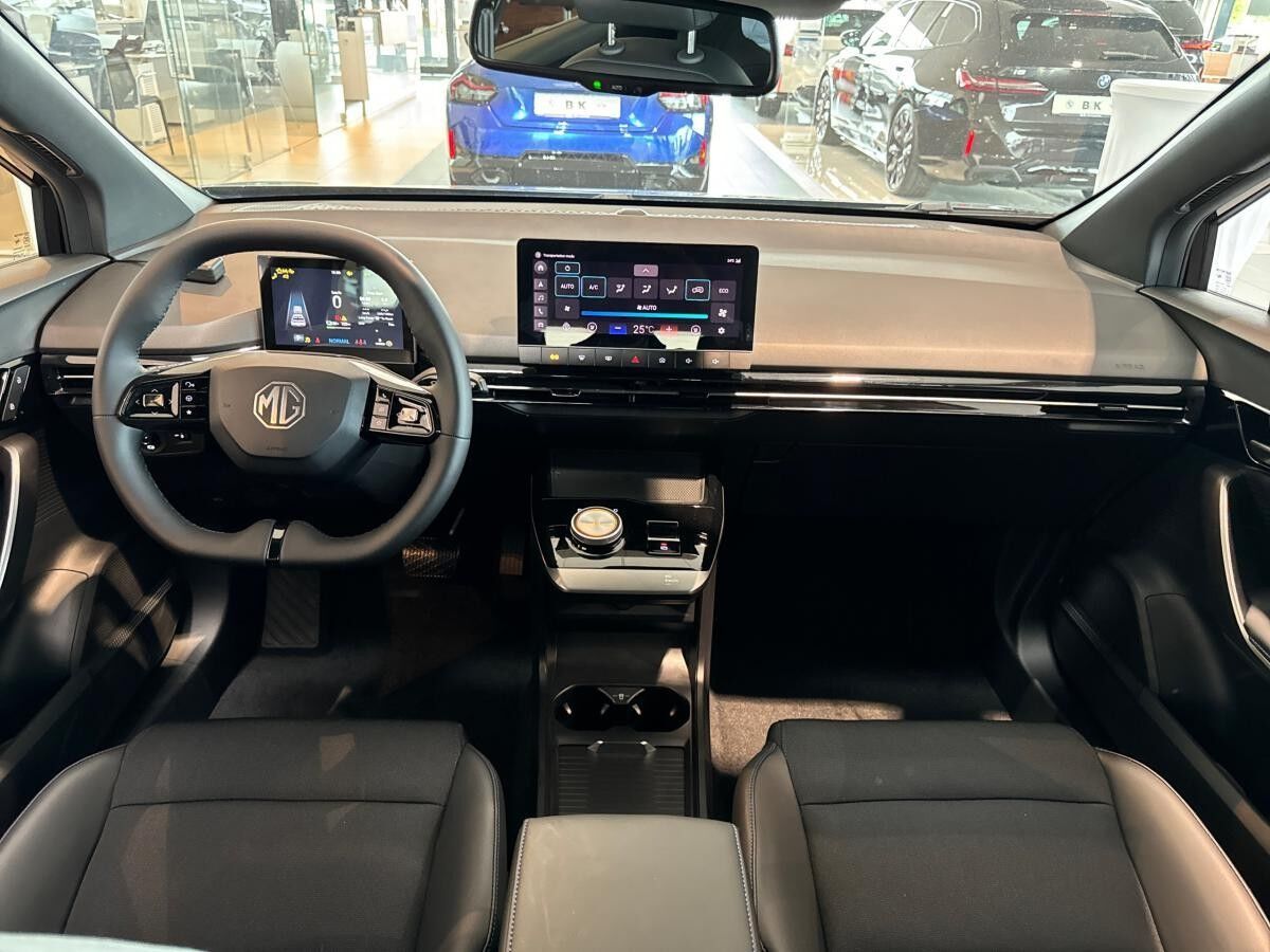 MG MG4 49kWH Luxury Ausstattung