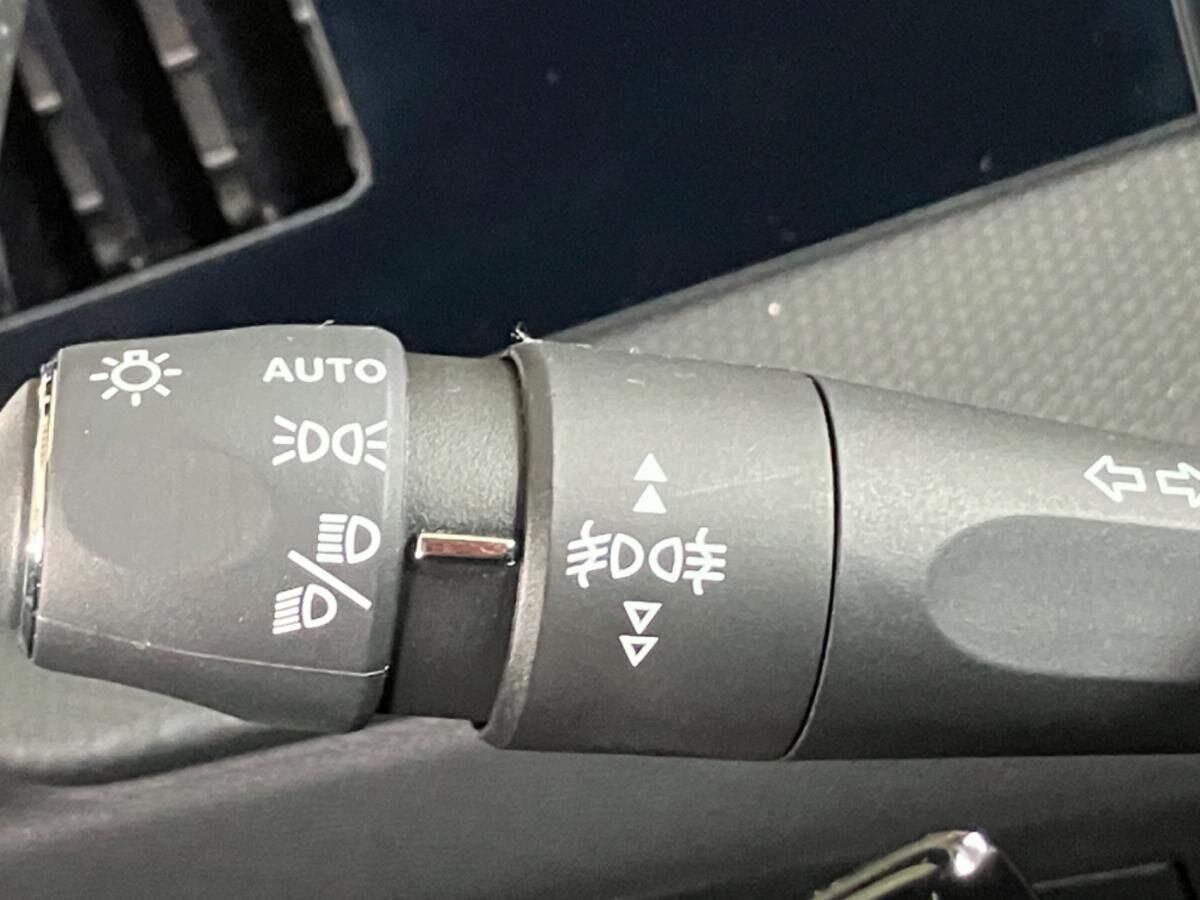 Opel Astra L ST 1.2T Navi,WirelessCharg,Parkpilot