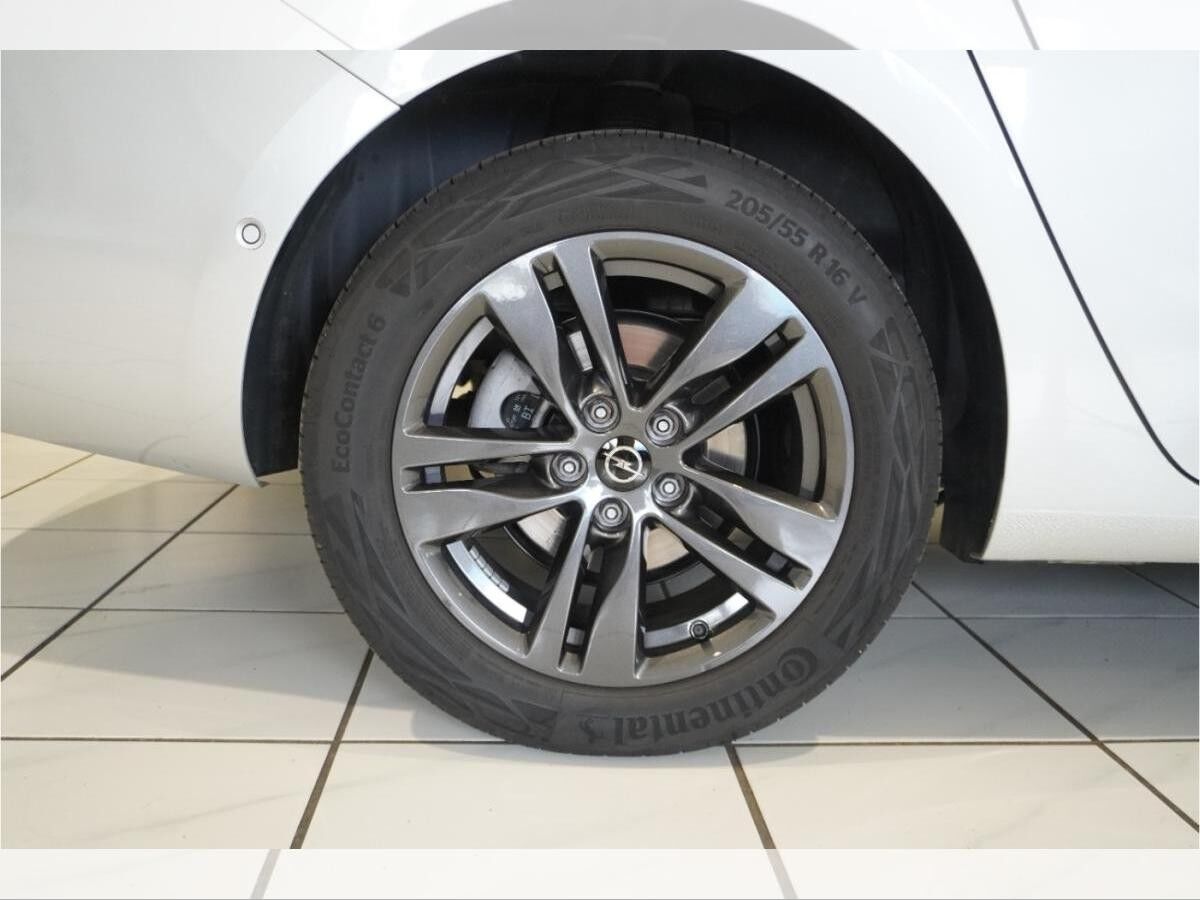 Opel Astra L ST 1.2T Navi,WirelessCharg,Parkpilot