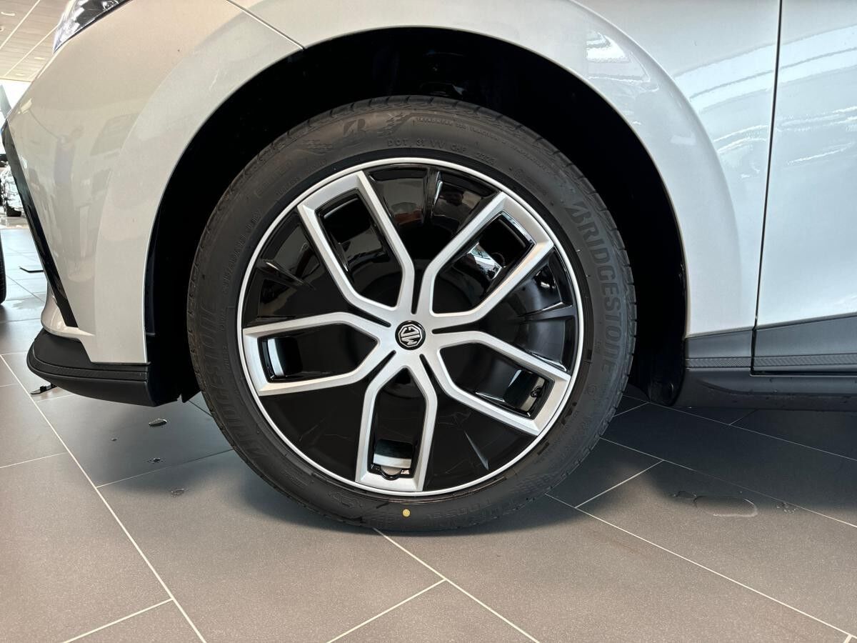 MG MG4 49 kWh Luxury *Nur bis zum 30.11.2025*